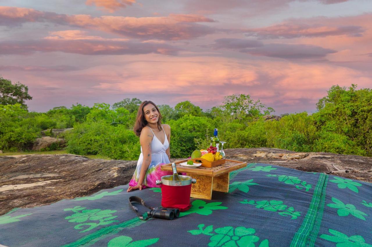 Hotel Leopard Nest - Glamping In Yala Esterno foto